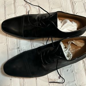KENNETH Cole dress shoes
